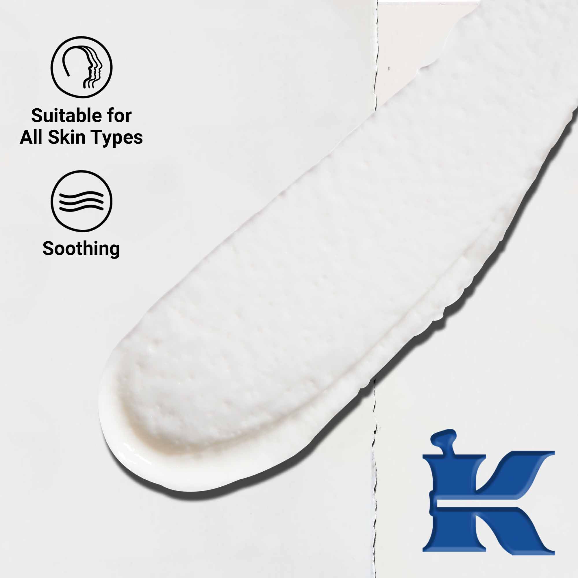 Detail textury Ultimate Brushless Shave Cream White Eagle. Text zdorazňuje vhodnosť pre všetky typy pleti, ako aj upokojujuce a nedraždive zloženie.