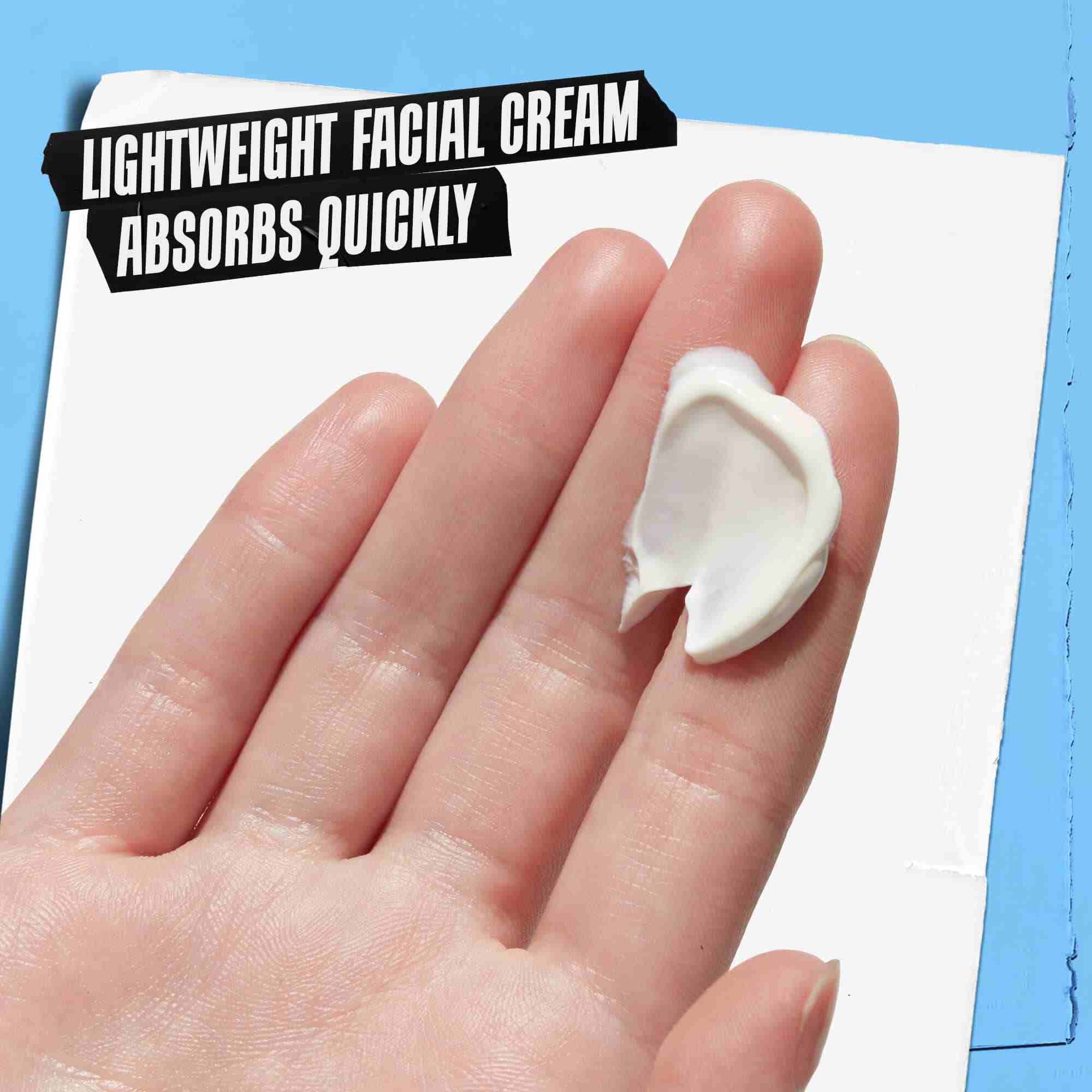 Ruka aplikujuca Ultra Facial Cream SPF 30 s napisom „Ľahky pleťovy krem sa rychlo vstrebava.“