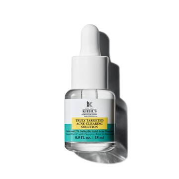 15 ml fľaštička Kiehl's Truly-Targeted Blemish-Clearing Solution na bielom pozadi.